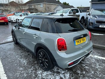 Used MINI Hatch 2018 for sale - 77583038: Photo