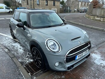 Used MINI Hatch 2018 for sale - 77583038: Photo