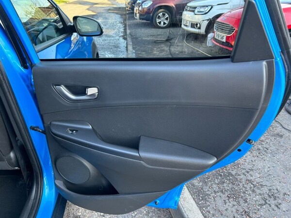 Used Hyundai KONA 2018 for sale - 74065482: Photo 12