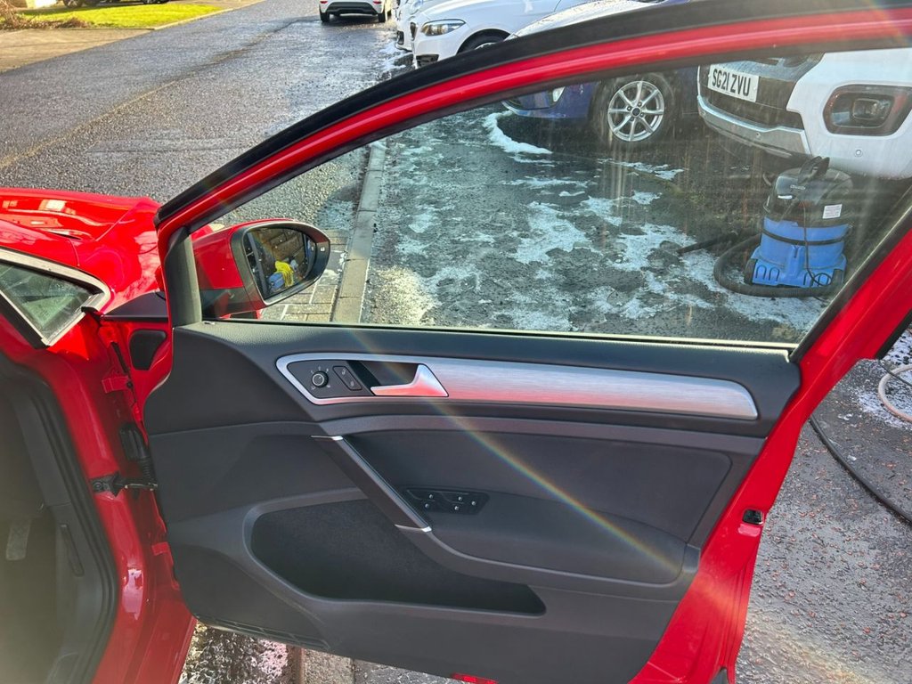 Used Volkswagen Golf 2015 for sale - 77572174: Photo 10