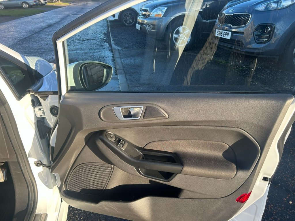 Used Ford Fiesta 2017 for sale - 78044609: Photo 11