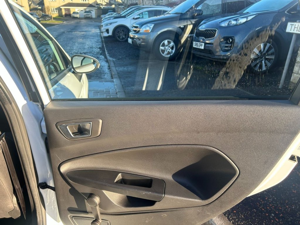 Used Ford Fiesta 2017 for sale - 78044609: Photo 14