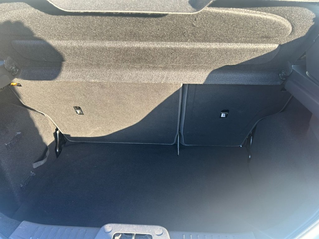 Used Ford Fiesta 2017 for sale - 78044609: Photo 15