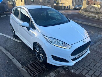 Used Ford Fiesta 2017 for sale - 78044609: Photo