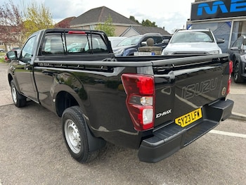 Used Isuzu D-Max 2023 for sale - 78468622: Photo