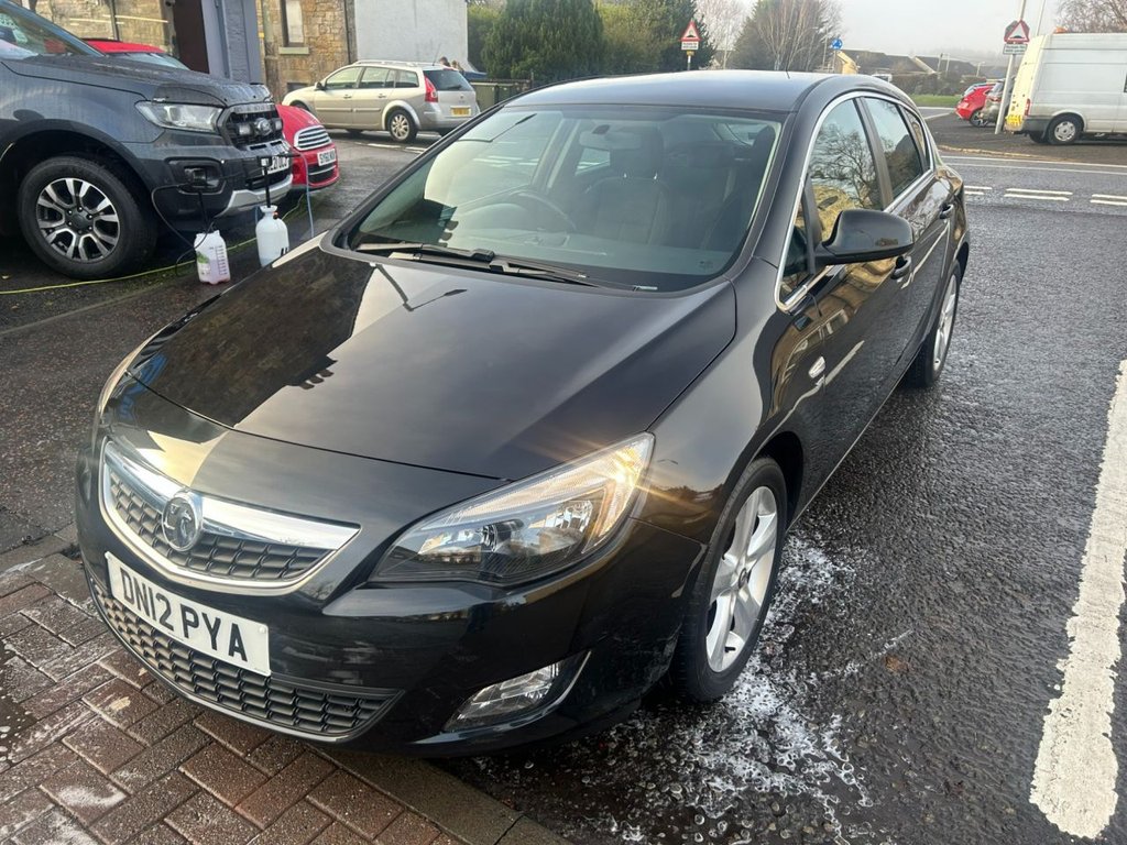 Used Vauxhall Astra 2012 for sale - 76665600: Photo 2