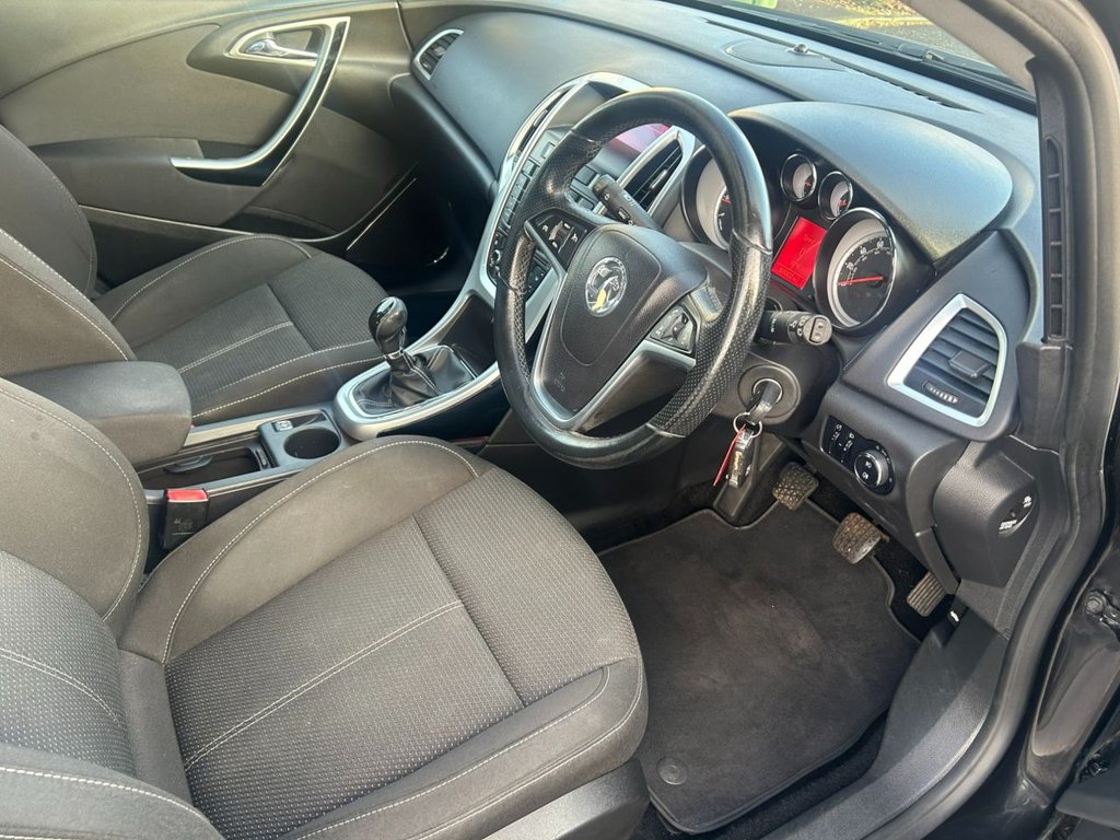 Used Vauxhall Astra 2012 for sale - 76665600: Photo 8
