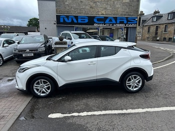 Used Toyota C-HR 2023 for sale - 78768982: Photo