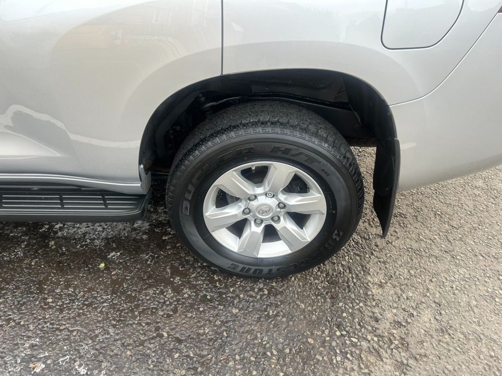 Used Toyota Landcruiser 2017 for sale - 76010414: Photo 19