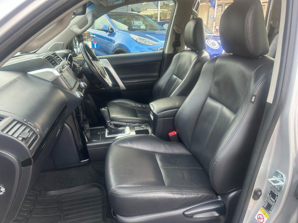 Used Toyota Landcruiser 2017 for sale - 76010414: Photo 9