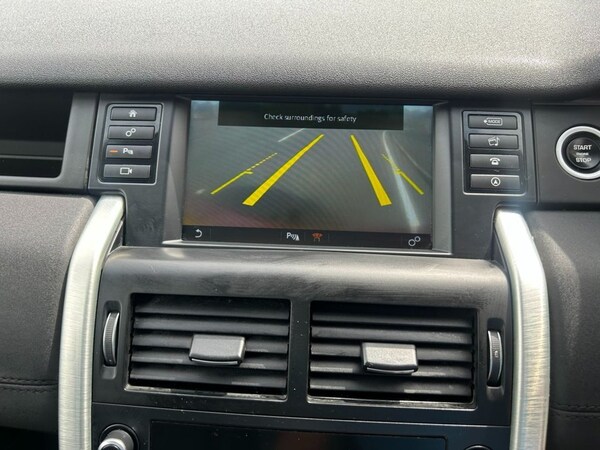 Used Land Rover Discovery Sport 2015 for sale - 75306677: Photo 11