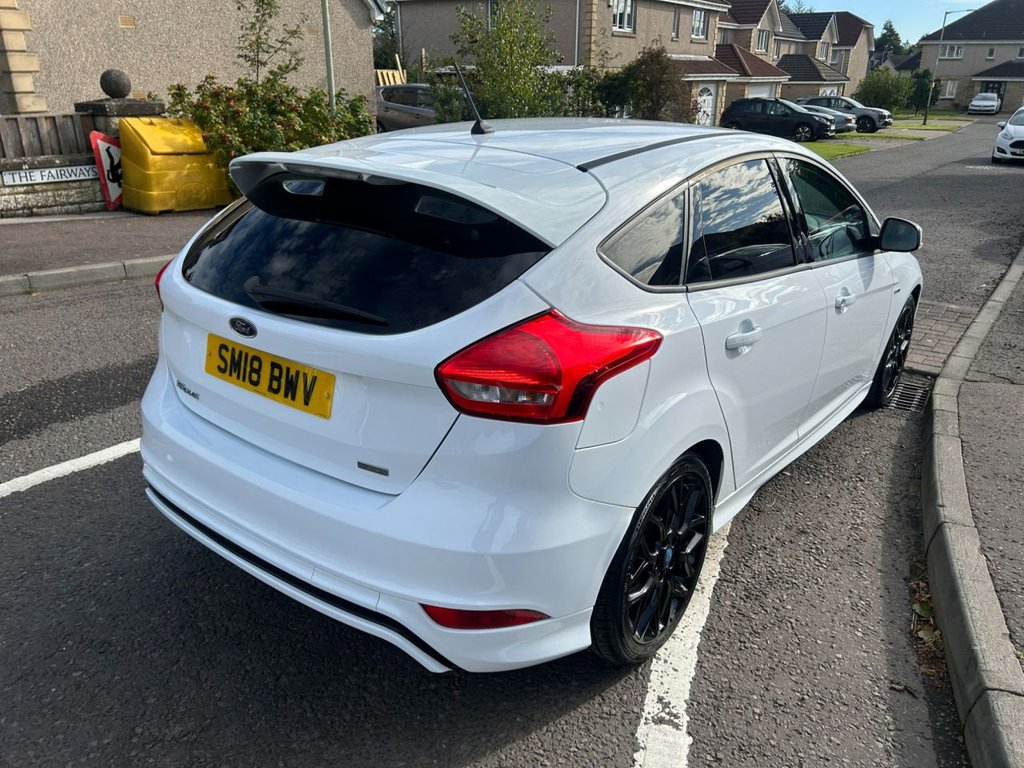 Used Ford Focus 2018 for sale - 76105862: Photo 5