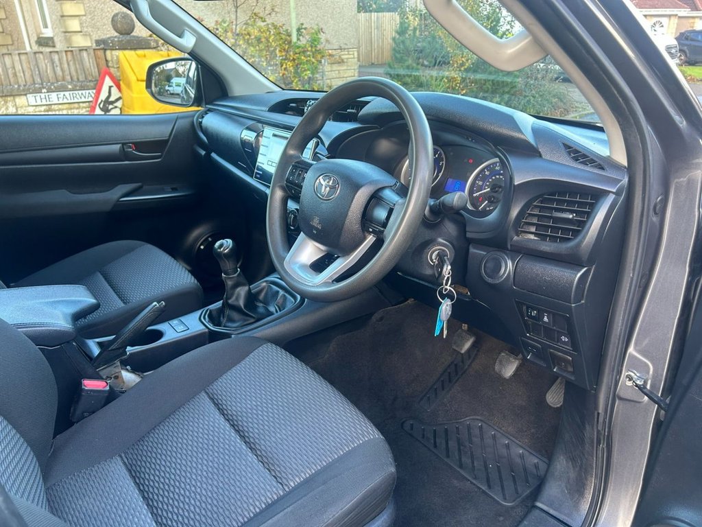 Used Toyota Hilux 2019 for sale - 76439153: Photo 8