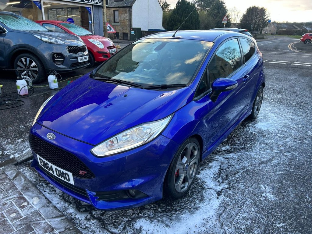 Used Ford Fiesta 2015 for sale - 77557748: Photo 2