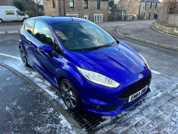 Used Ford Fiesta 2015 for sale - 77557748: Photo
