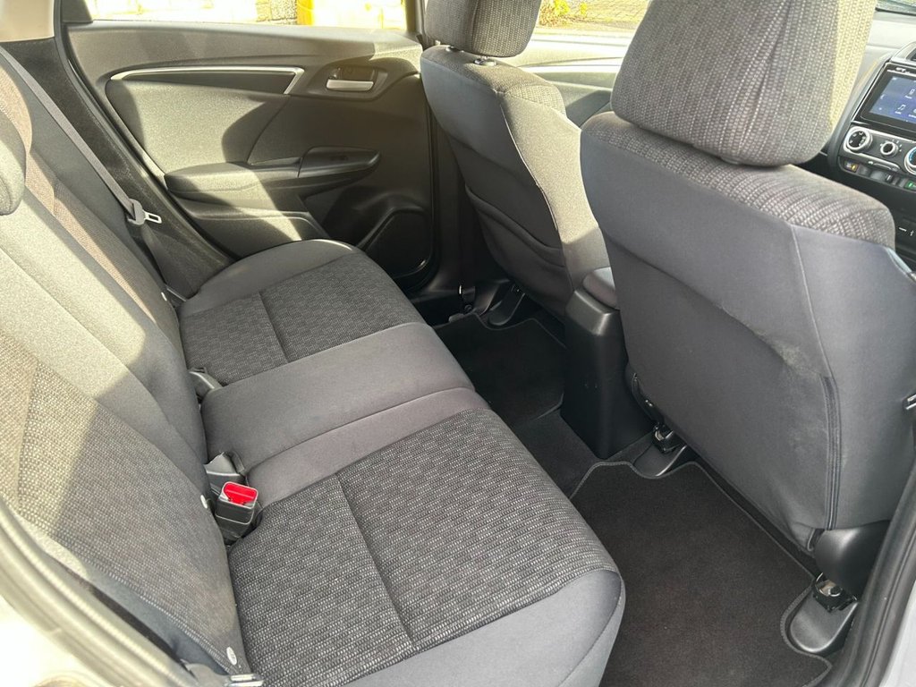 Used Honda Jazz 2016 for sale - 76740701: Photo 12