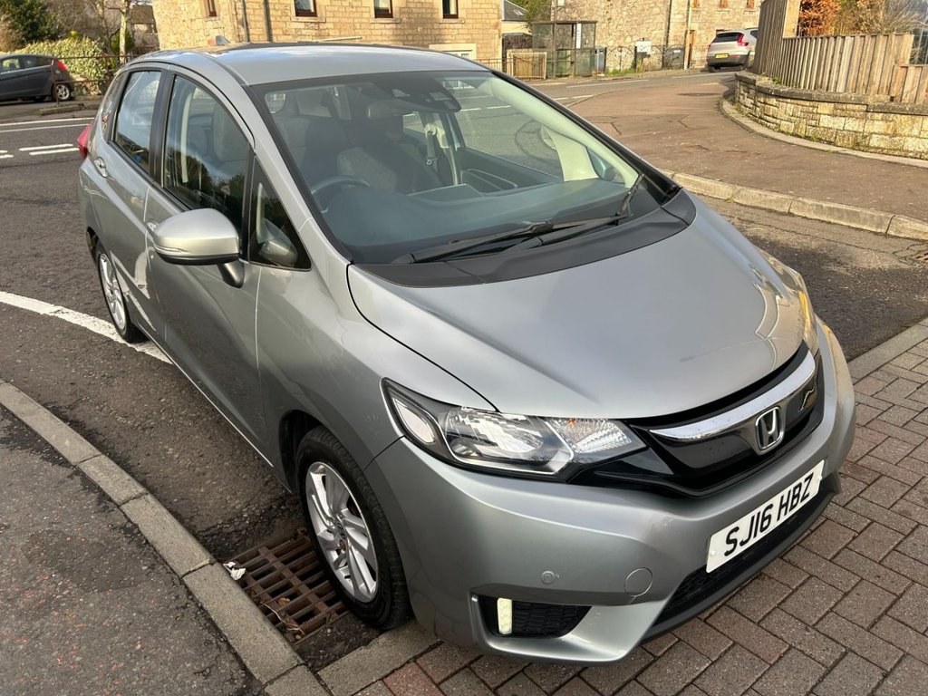 Used Honda Jazz 2016 for sale - 76740701: Photo 4