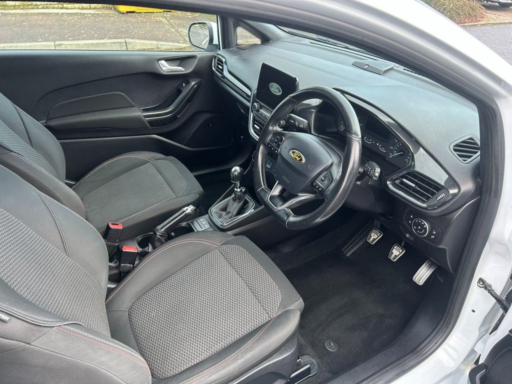 Used Ford Fiesta 2017 for sale - 77263849: Photo 8