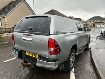 Used Toyota Hilux 2019 for sale - 78134533: Photo