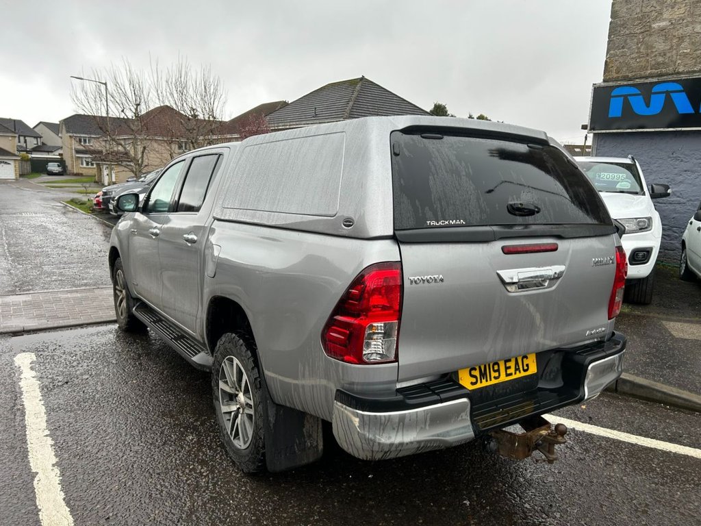 Used Toyota Hilux 2019 for sale - 78134533: Photo 4