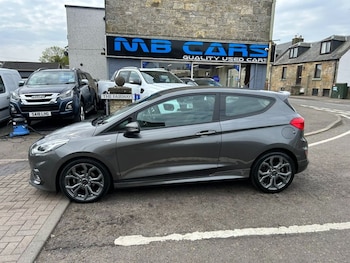 Used Ford Fiesta 2018 for sale - 78468769: Photo