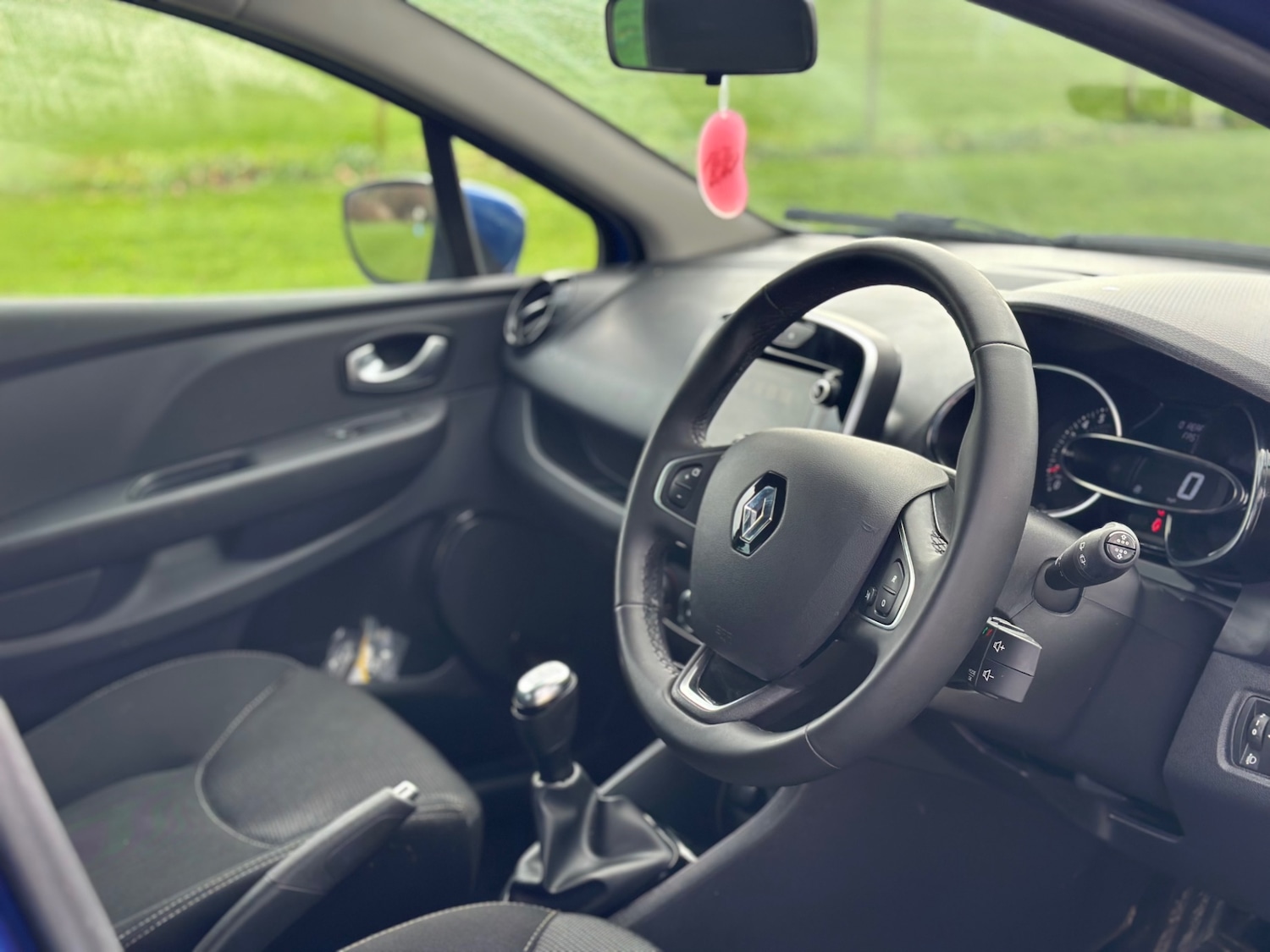 Used Renault Clio 2019 for sale - 77371120: Photo 18