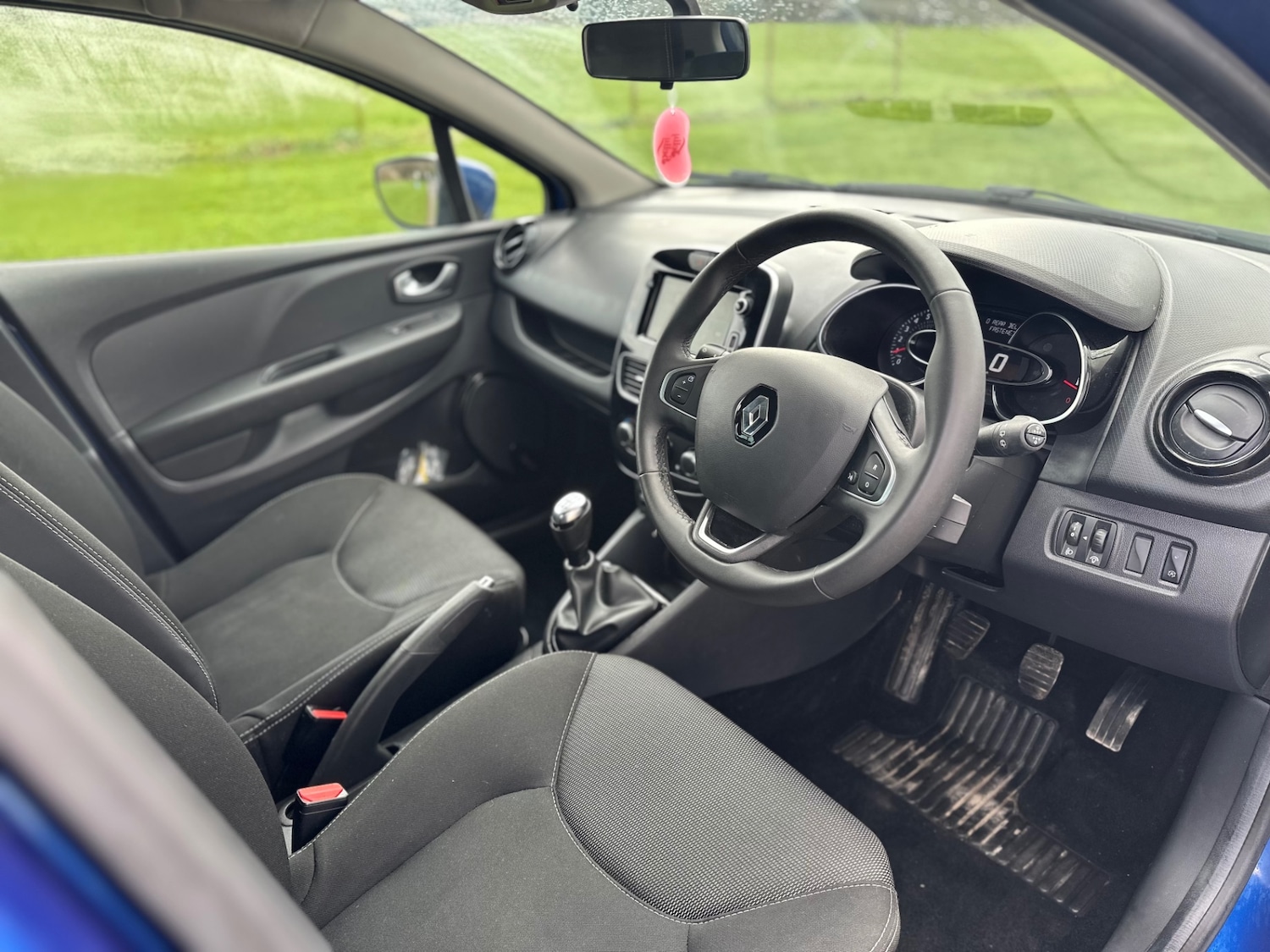 Used Renault Clio 2019 for sale - 77371120: Photo 19