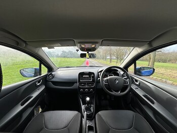 Used Renault Clio 2019 for sale - 77371120: Photo