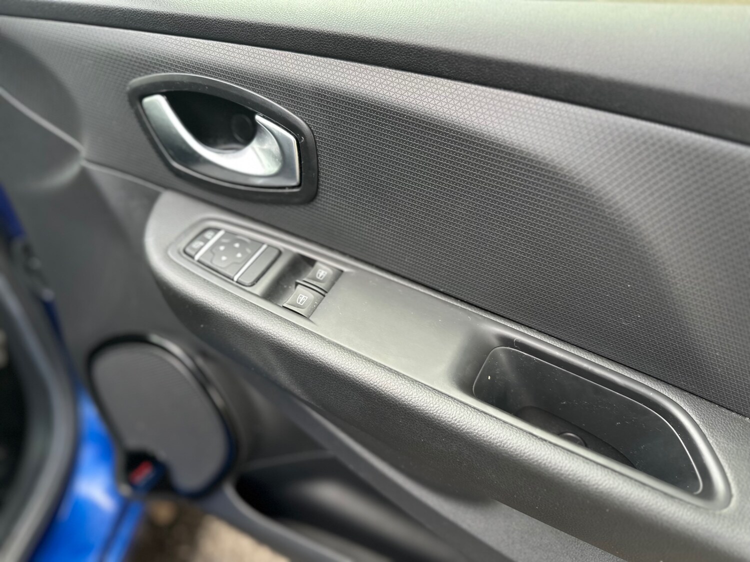 Used Renault Clio 2019 for sale - 77371120: Photo 30