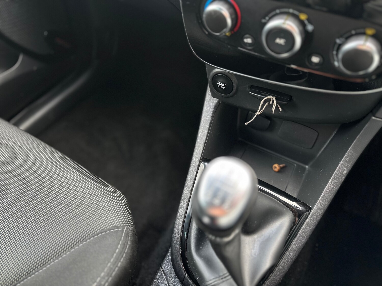 Used Renault Clio 2019 for sale - 77371120: Photo 33