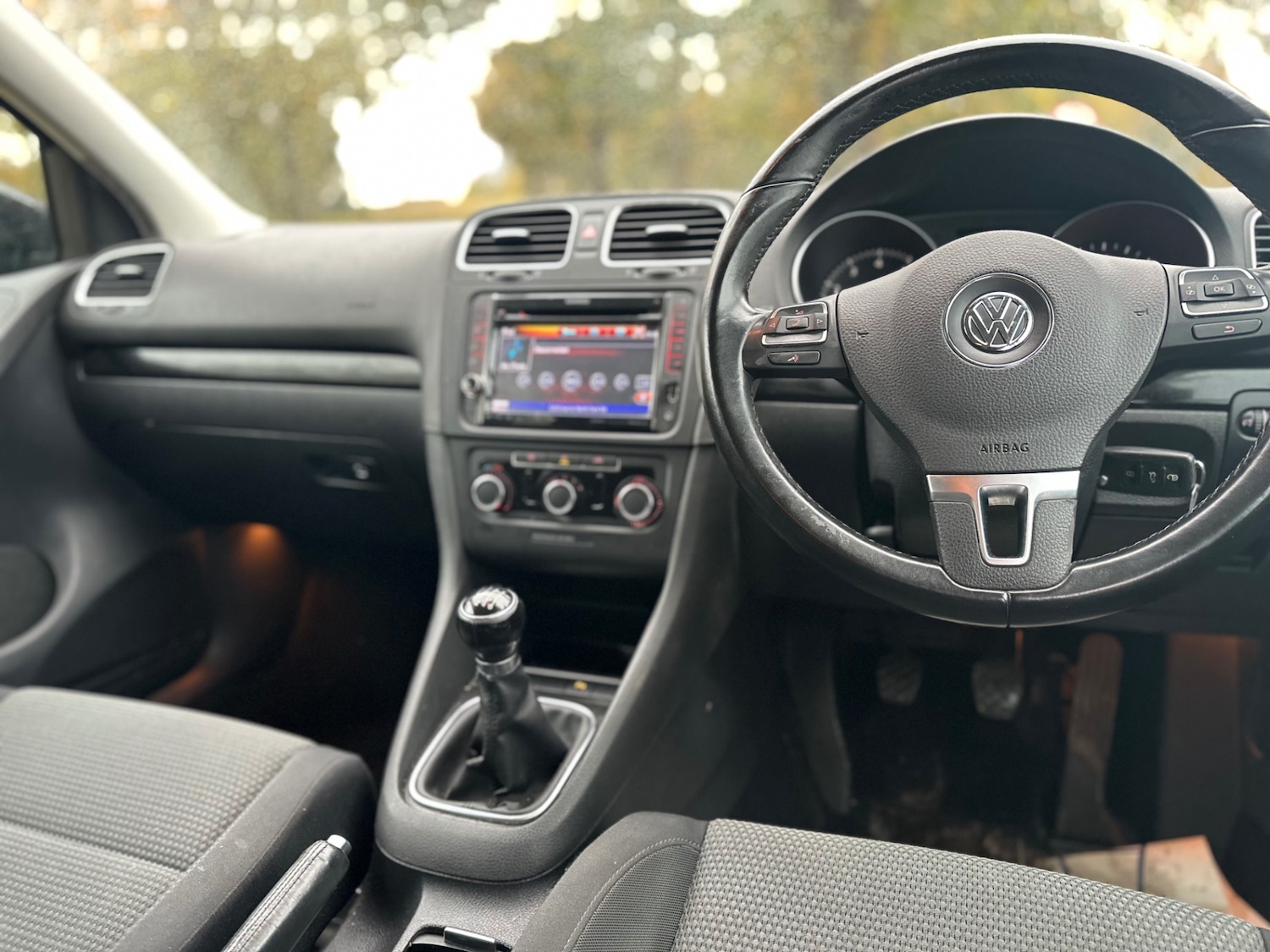 Used Volkswagen Golf 2011 for sale - 76536910: Photo 20