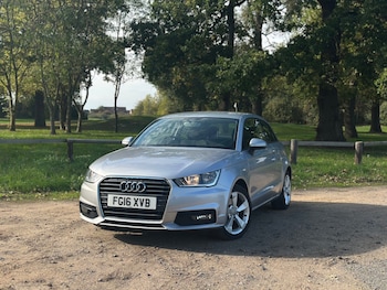 Used Audi A1 2016 for sale - 76249142: Photo