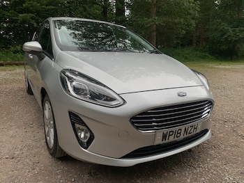 Used Ford Fiesta 2018 for sale - 77129686: Photo