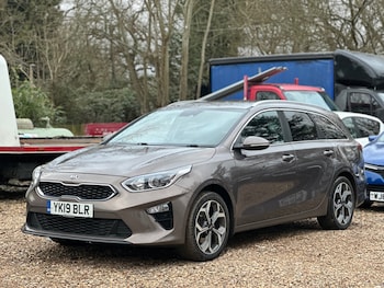 Used Kia Ceed 2019 for sale - 77610738: Photo