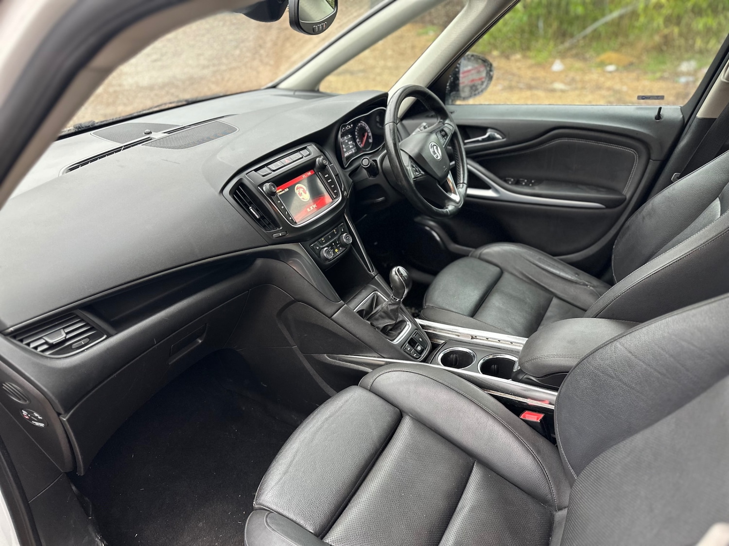 Used Vauxhall Zafira 2017 for sale - 77465842: Photo 14