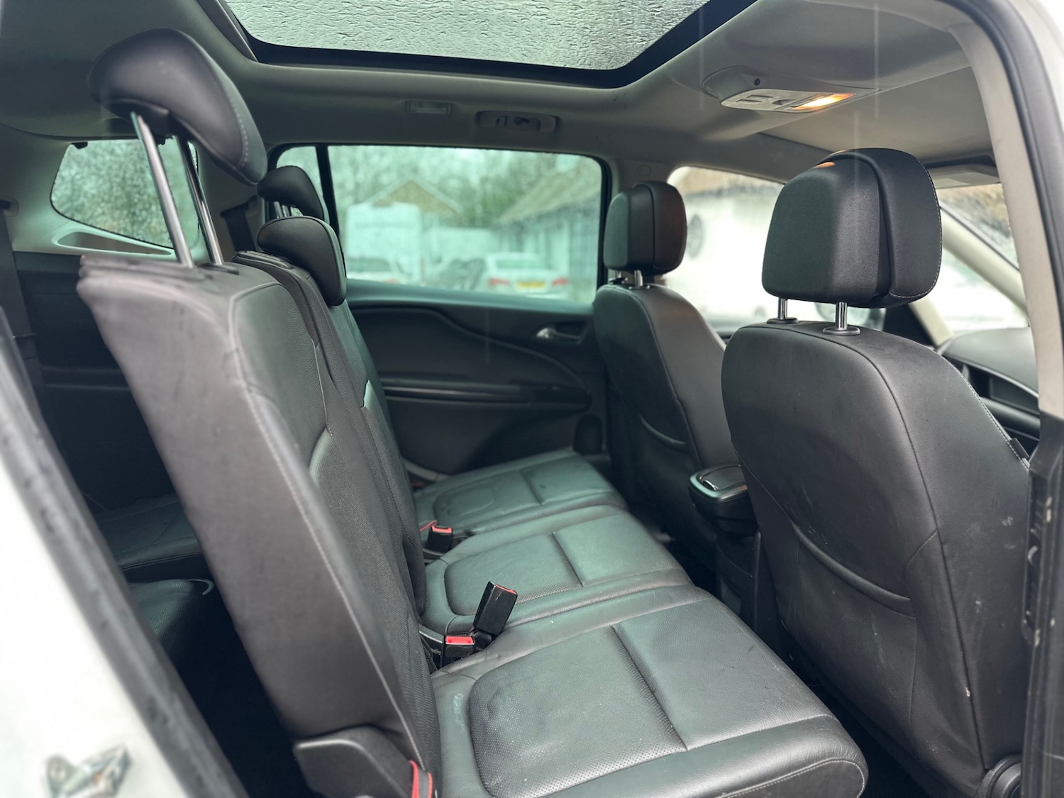 Used Vauxhall Zafira 2017 for sale - 77465842: Photo 19