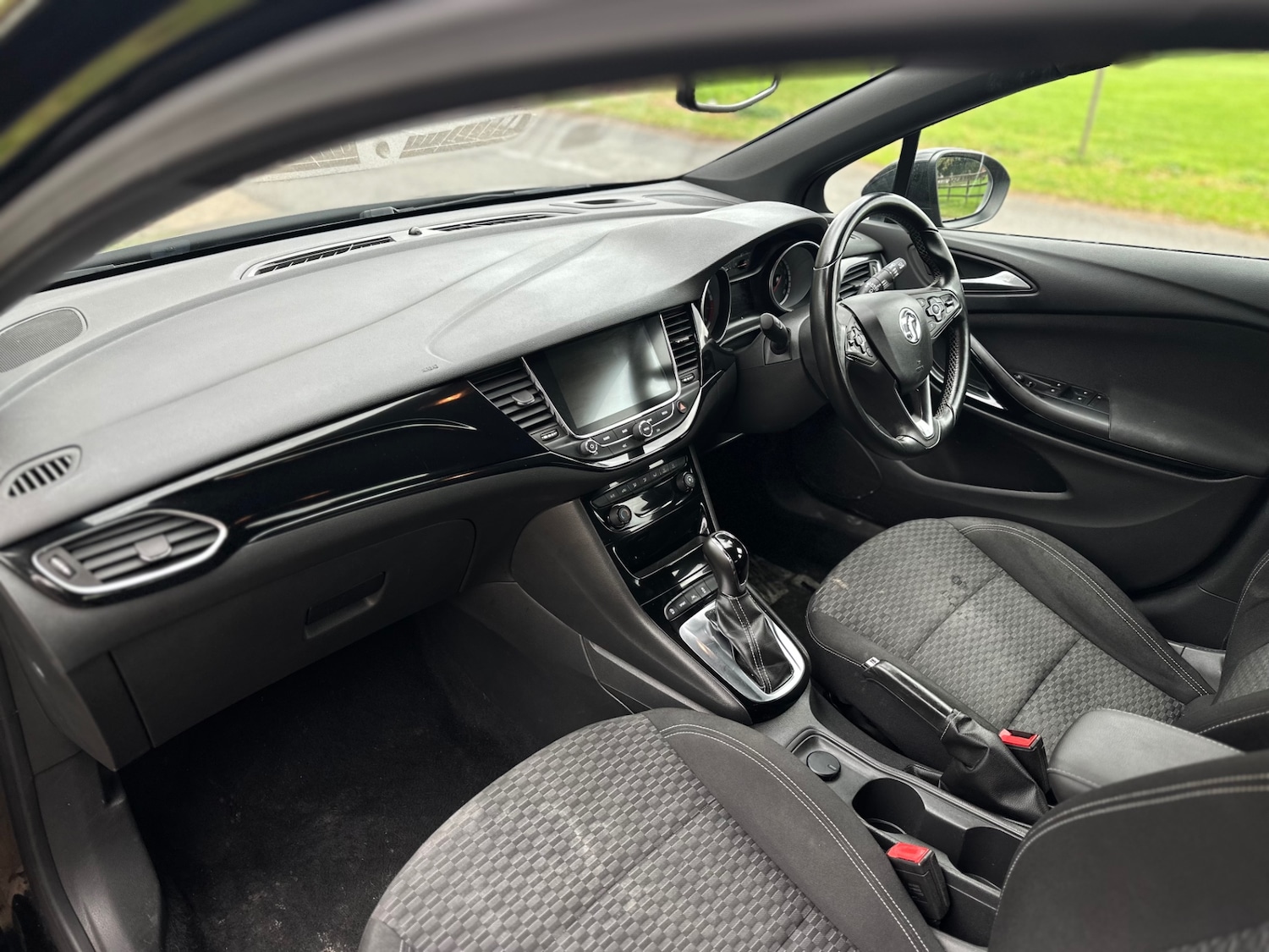 Used Vauxhall Astra 2017 for sale - 76464782: Photo 16