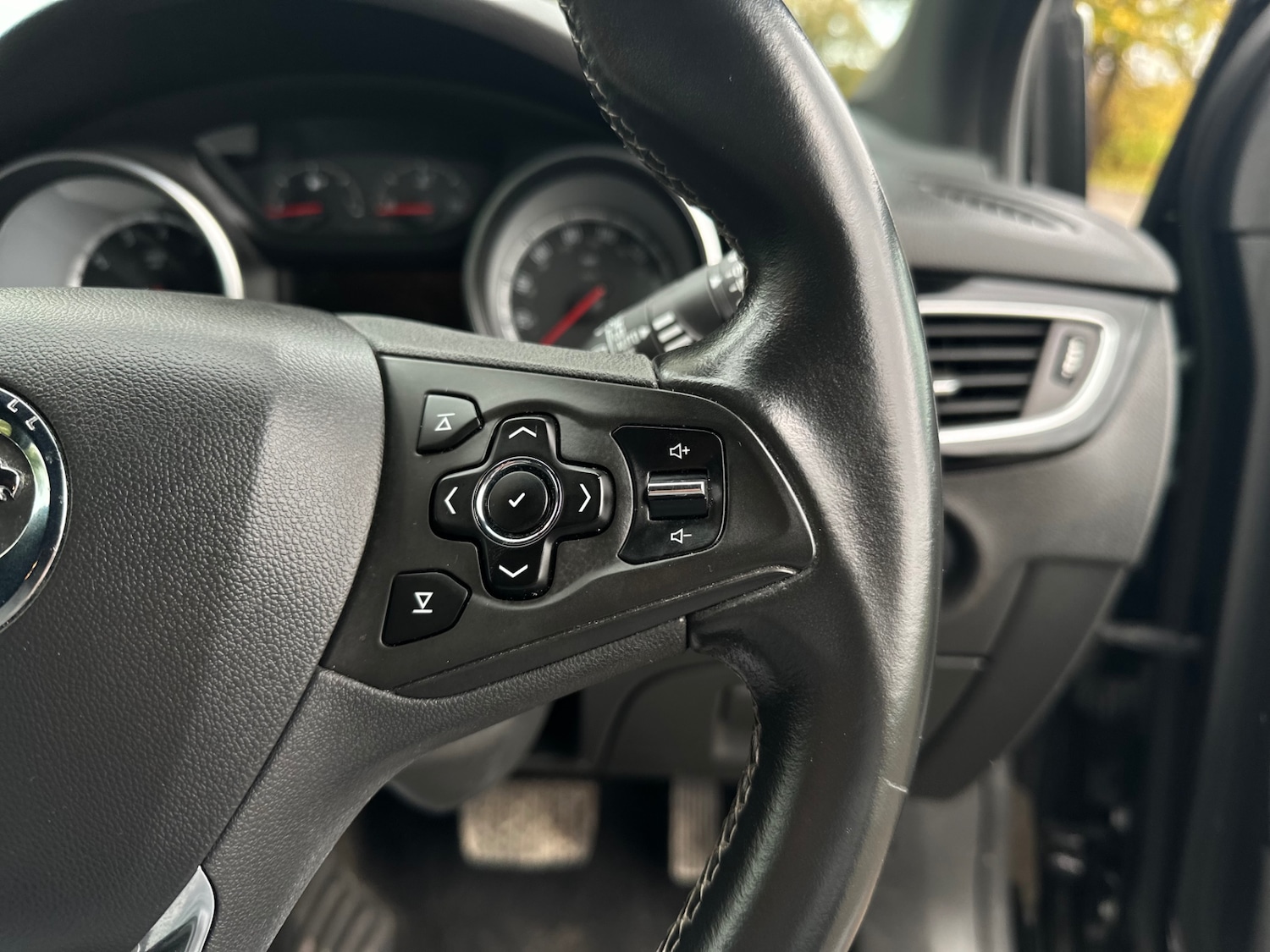 Used Vauxhall Astra 2017 for sale - 76464782: Photo 26