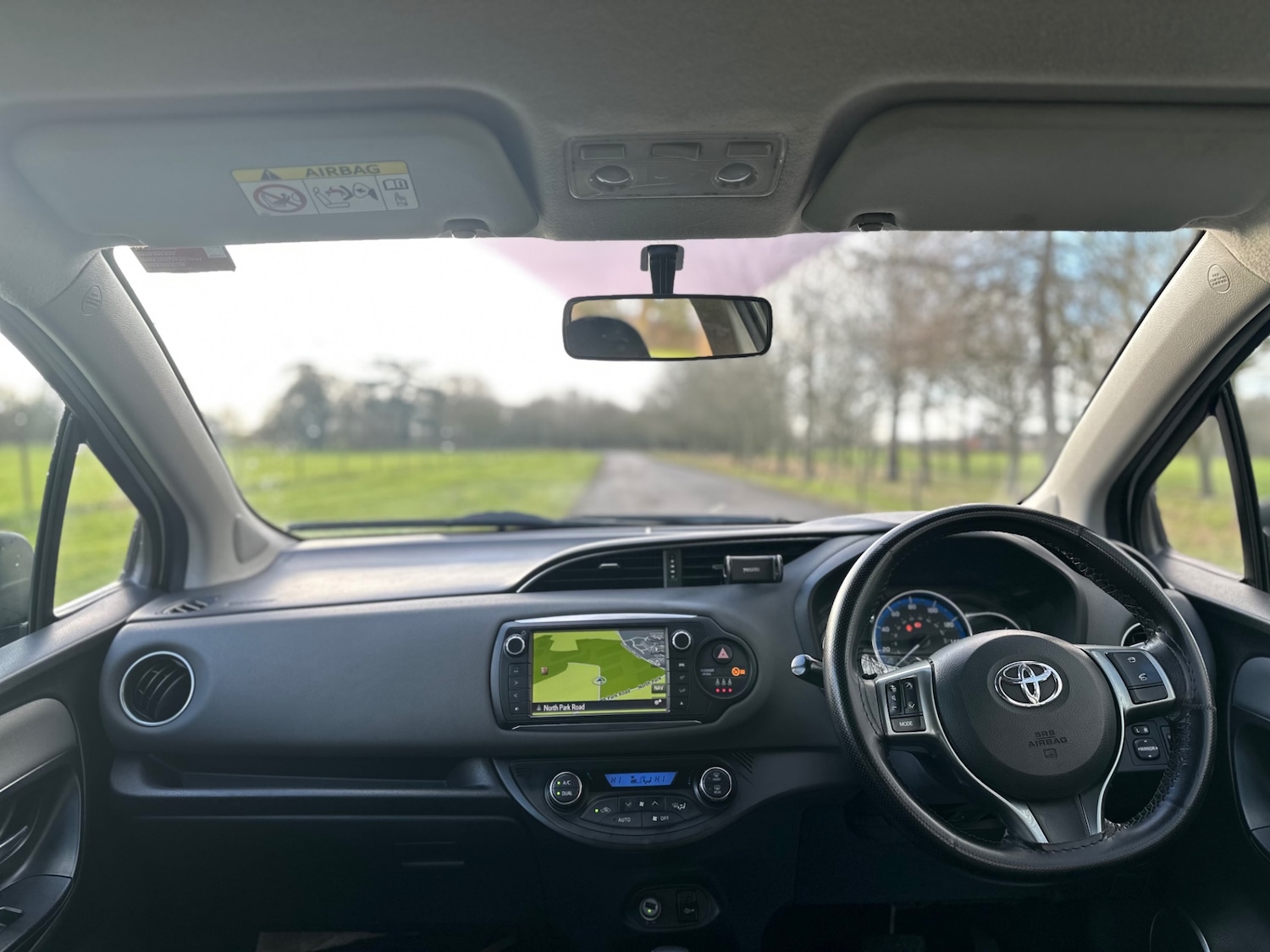 Used Toyota Yaris 2015 for sale - 77515320: Photo 20