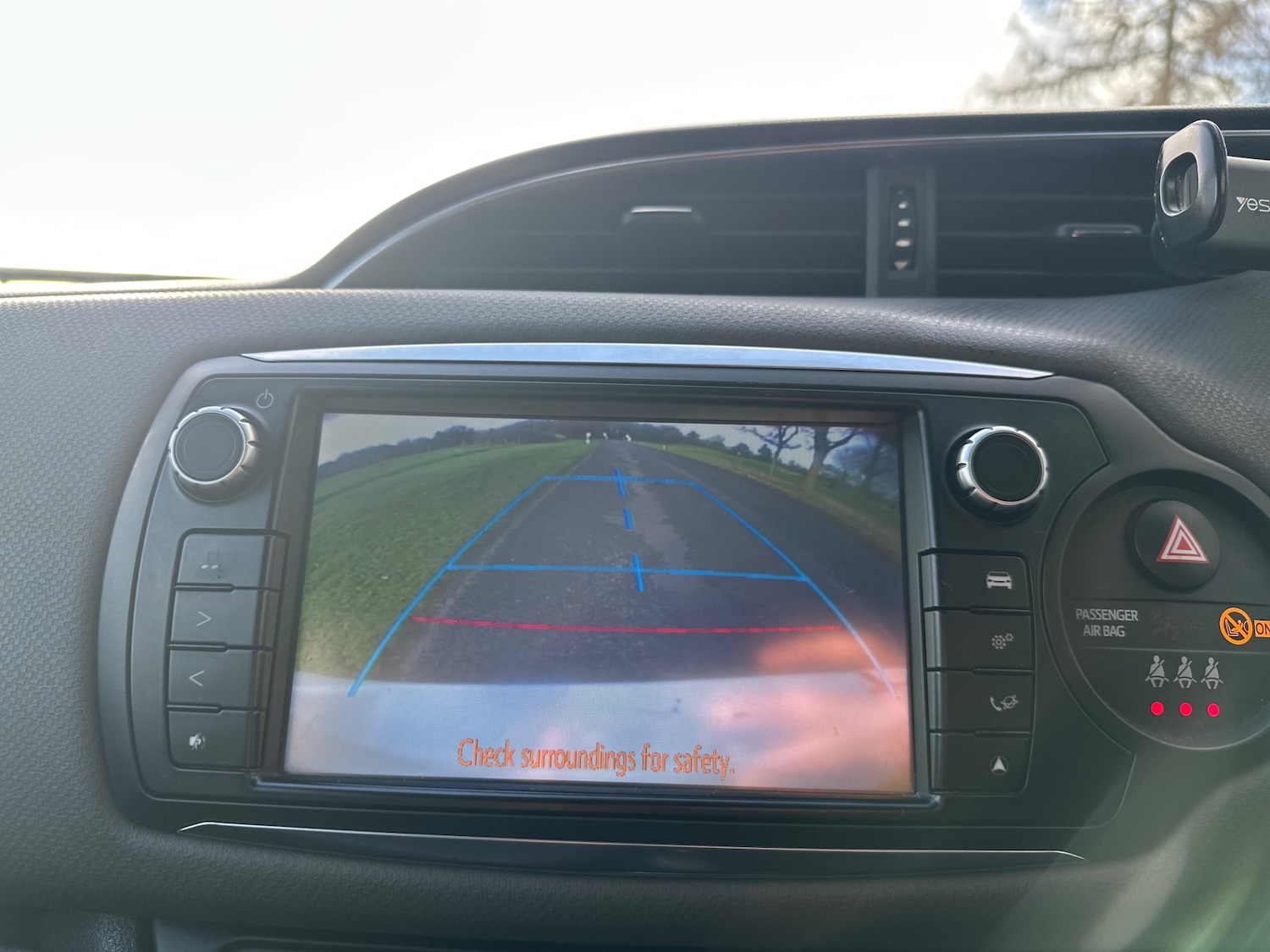 Used Toyota Yaris 2015 for sale - 77515320: Photo 24