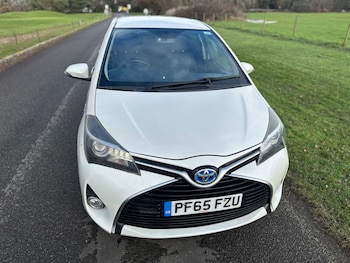 Used Toyota Yaris 2015 for sale - 77515320: Photo