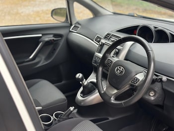 Used Toyota Verso 2014 for sale - 78125074: Photo