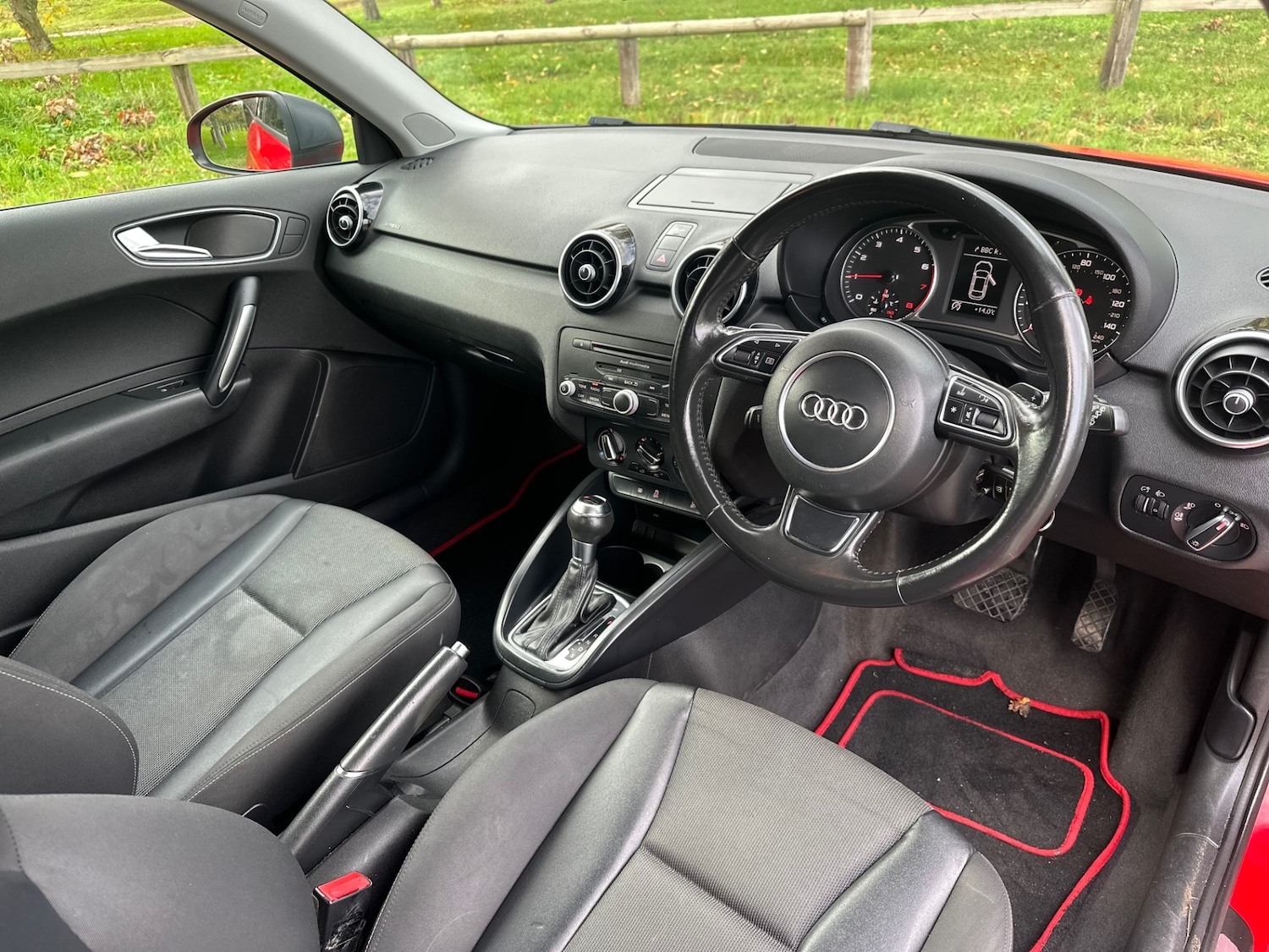 Used Audi A1 2011 for sale - 76536966: Photo 12