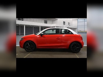 Used Audi A1 2011 for sale - 76536966: Photo