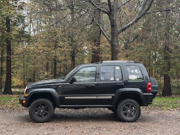 Used Jeep Cherokee 2006 for sale - 76580958: Photo