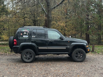 Used Jeep Cherokee 2006 for sale - 76580958: Photo
