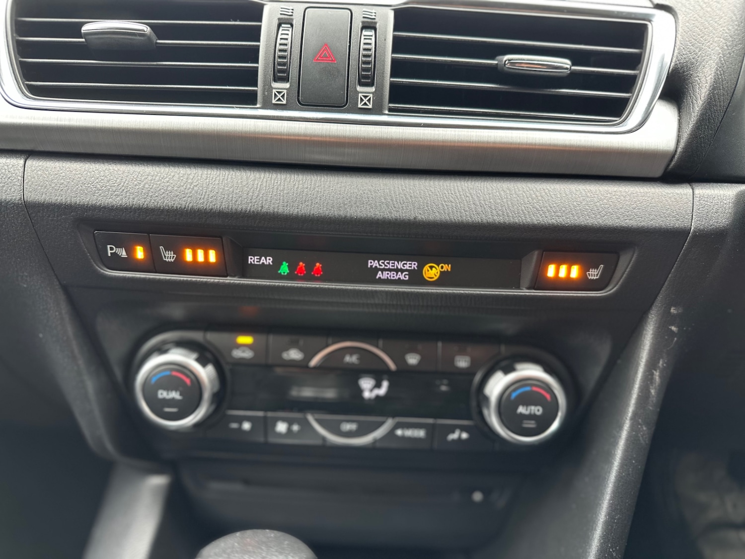 Used Mazda Mazda3 2014 for sale - 77906363: Photo 26