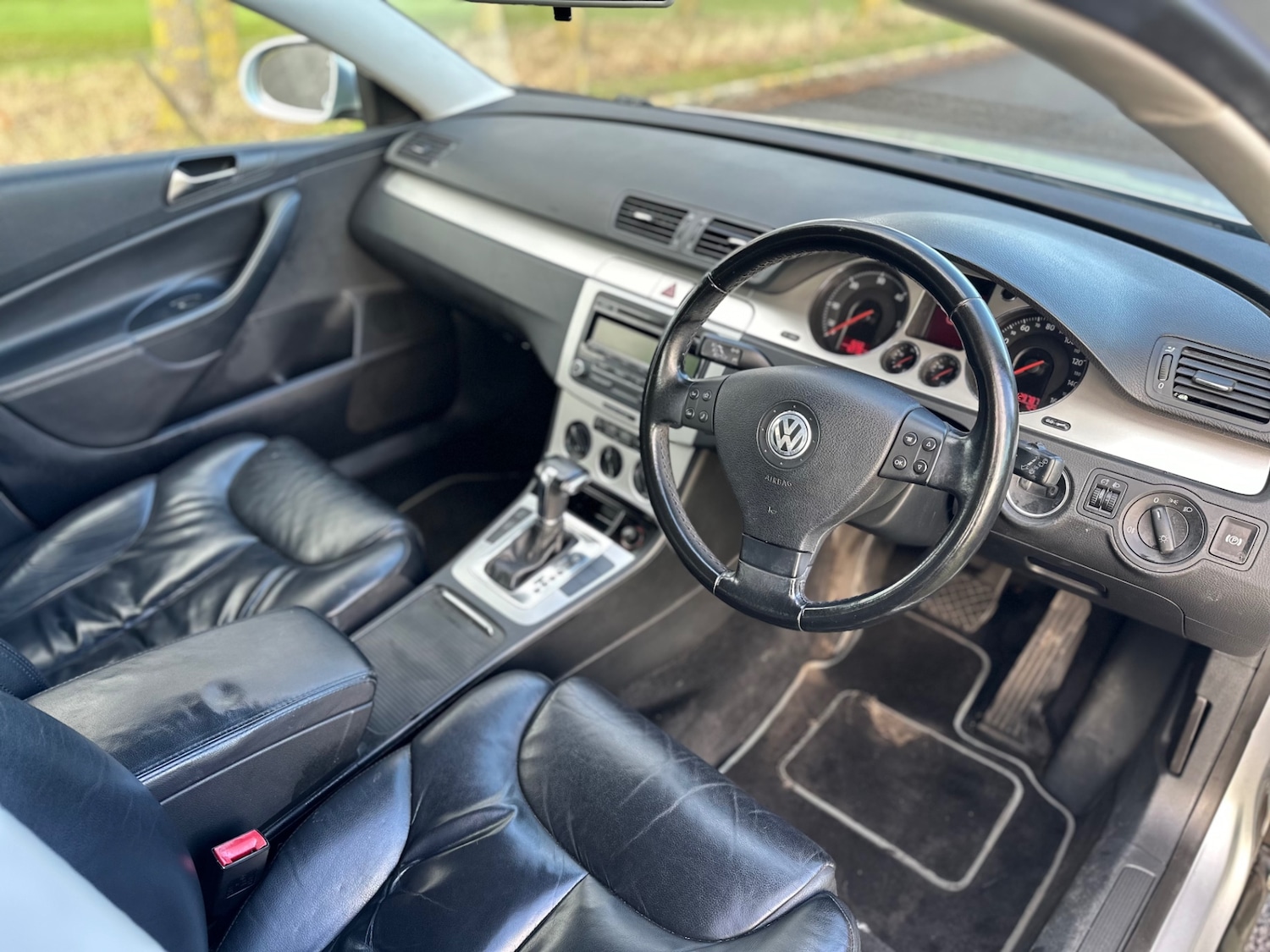 Used Volkswagen Passat 2008 for sale - 77515324: Photo 2