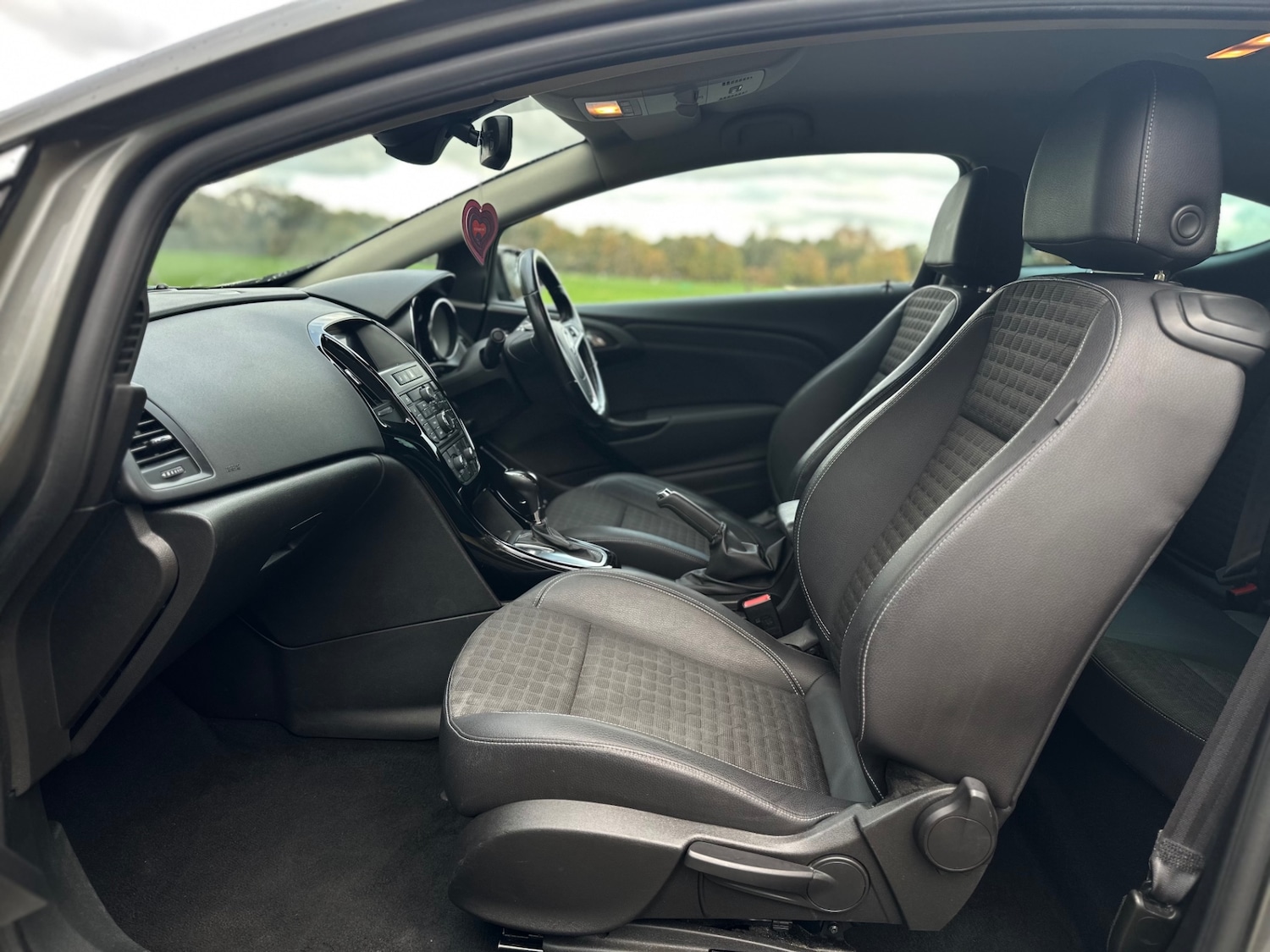 Used Vauxhall Astra GTC 2017 for sale - 76511042: Photo 18