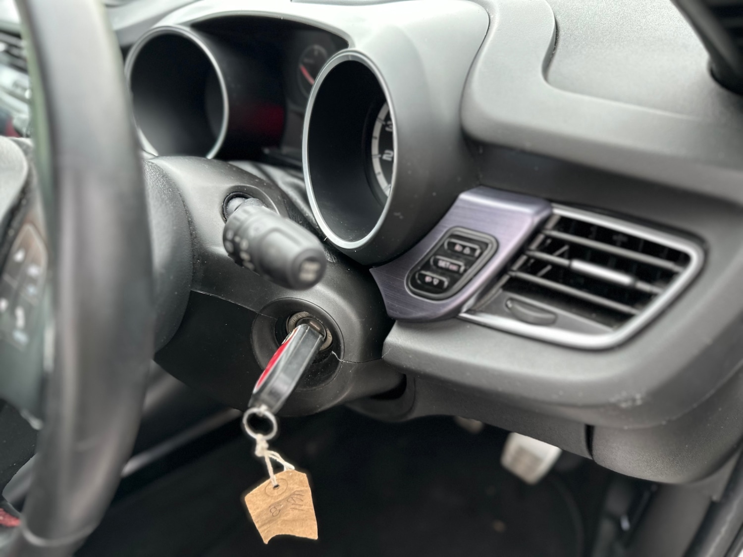 Used Alfa Romeo Giulietta 2011 for sale - 77508866: Photo 29